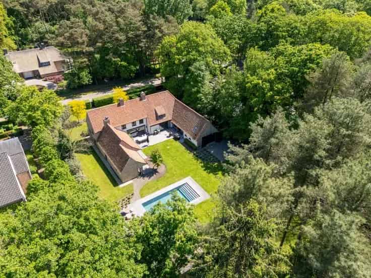Luxe Villa Te Koop: 4 slaapkamers, Wellness, Zwembad