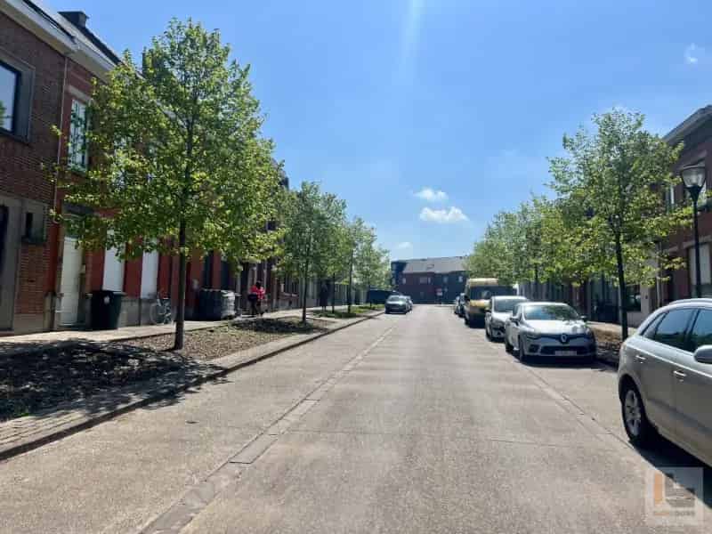 Huis te Koop Ronse: Charmante Rijwoning met Tuin