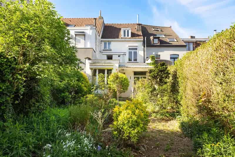 Huis te huur te UKKEL: Renovatieproject 170m² met tuin