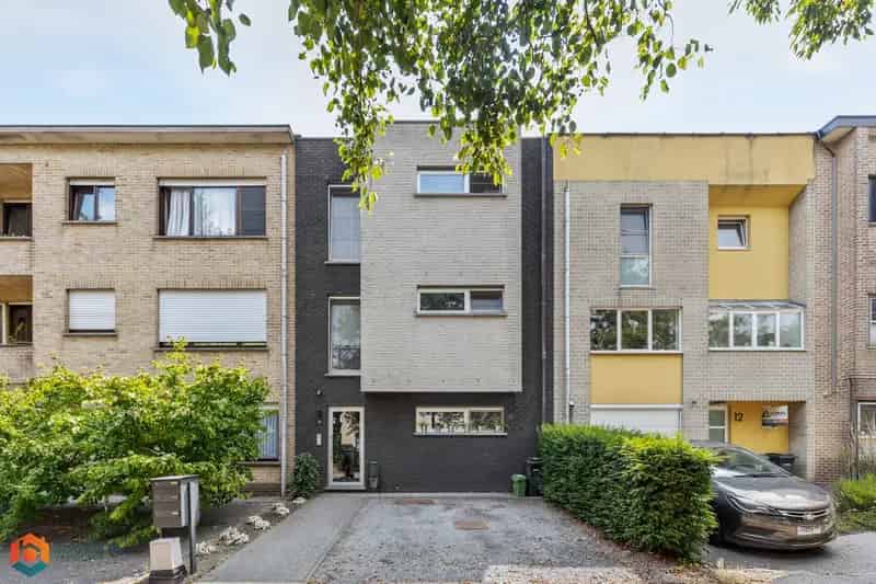 Appartement te huur Vremde 2 slaapkamers Zuidgericht terras Garage