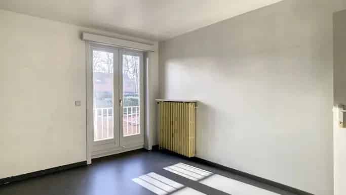 Opbrengsteigendom Brugge Centrum 3 Appartementen 10 Garageboxen
