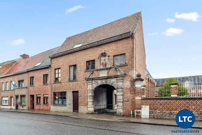 Te Koop Ruime Gezinswoning 3 Slaapkamers Garage Tienen Centrum
