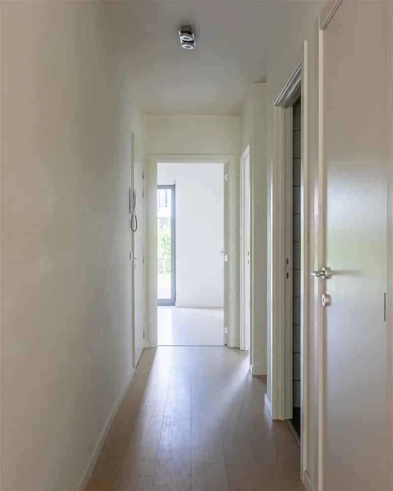 Appartement te koop Deinze: Instapklaar met terras tuin en autoplaats