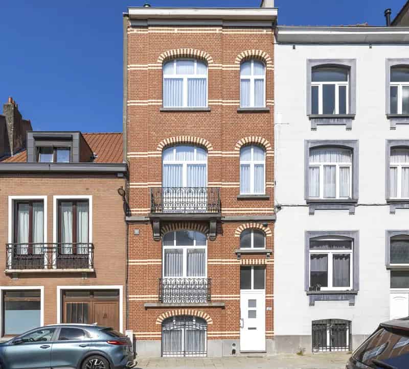 Ruim Herenhuis Ganshoren 320m² Kantoor Aan Huis
