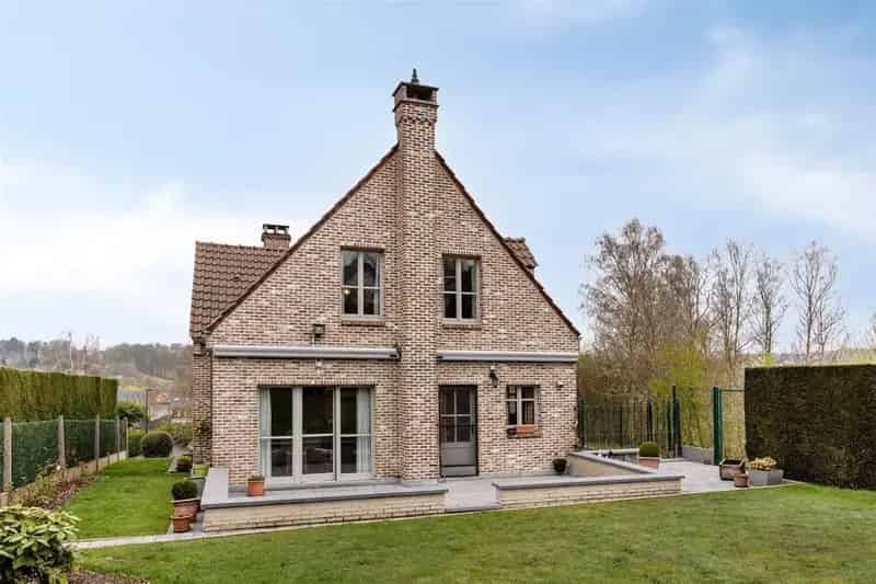 Karaktervolle Viergevelwoning 7a 49ca