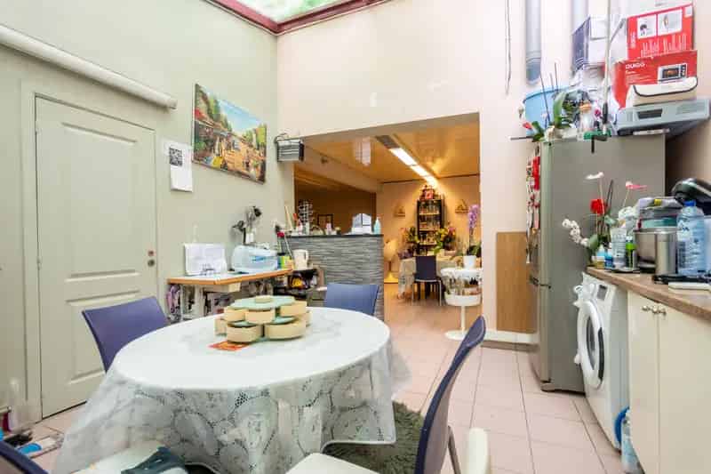 Handelshuis met Appartement te Koop Anderlecht