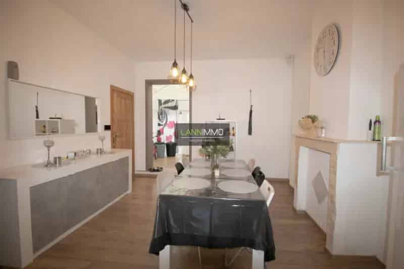 Huis te koop in Petegem-aan-de-Leie vlakbij Deinze