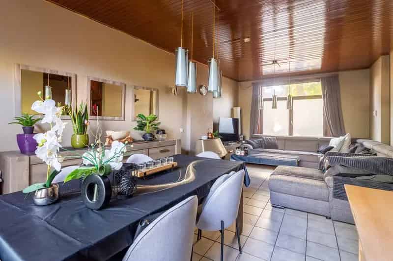 Woning met buitenruimte in Groenenhoek