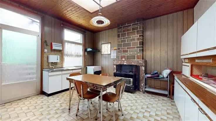 Te Koop: 2 Slaapkamers Huis met Garage en Tuin
