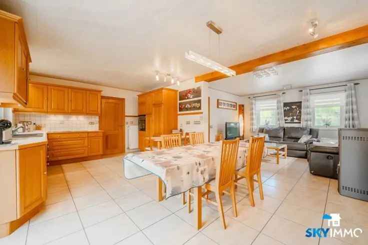 Huis Te Koop Jalhay 3 Slaapkamers Zwembad Garage Tuin