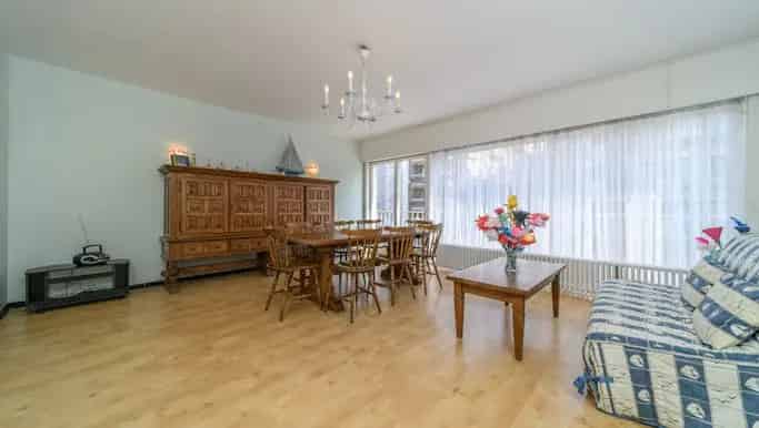 Appartement te koop Sint Idensbald 2 slaapkamers zeezicht