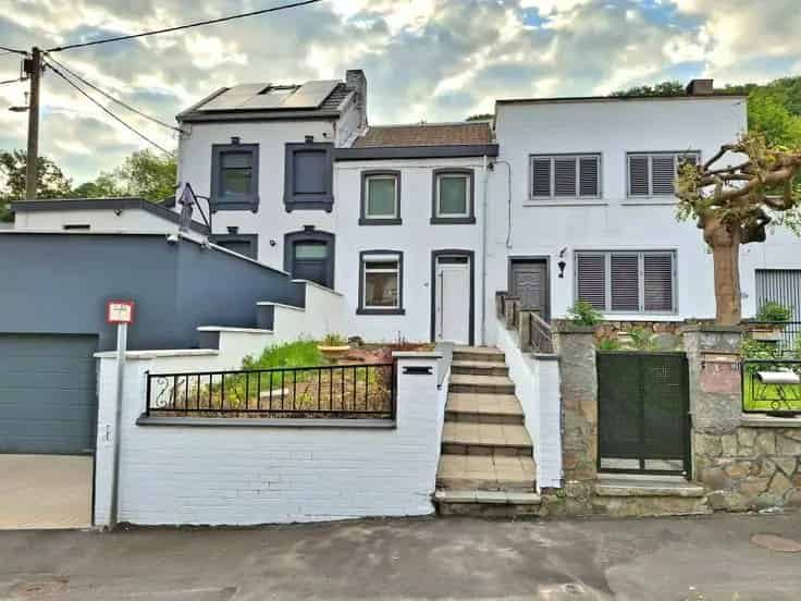Huis te Koop: Rustige locatie, Twee Slaapkamers, Grote Tuin