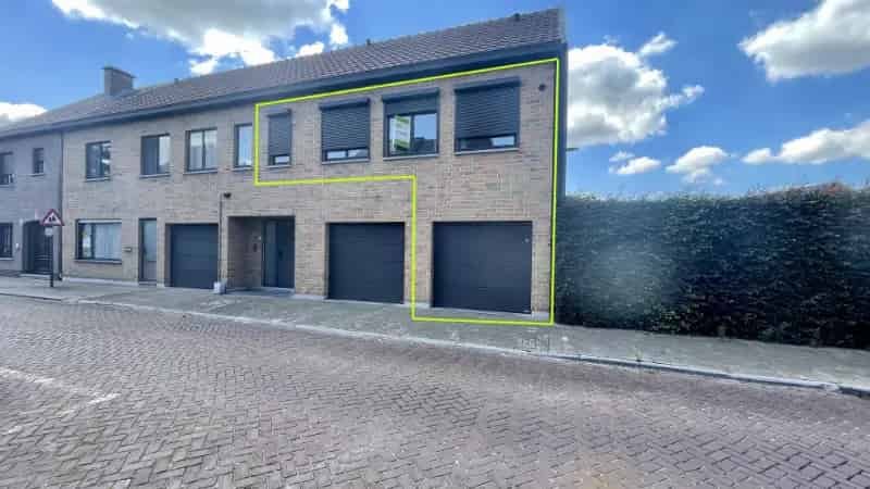 Appartement 2 slaapkamers Garage Te Zele