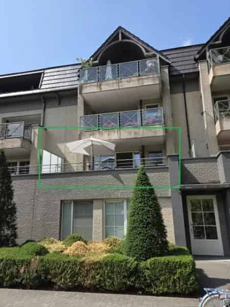 Appartement te huur Knokse stijl met terras en parktuin
