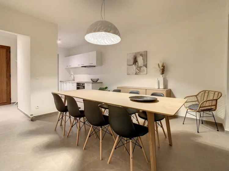 Te koop stadswoning B01 met moderne afwerking in Brussel