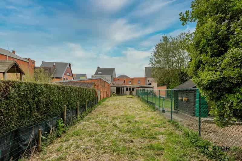 Huis te koop Stekene Centrum - 2 slaapkamers - Renovatieproject