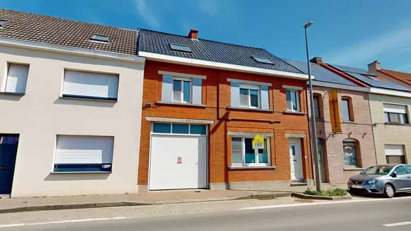 Ruime woning te koop 5 slaapkamers 3 badkamers Zingem