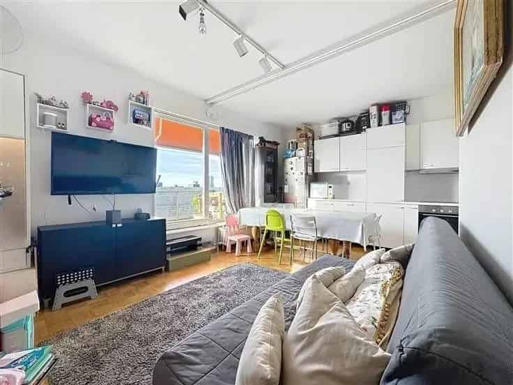 Studio te Koop Basilique 40m² - Terras - Huuropbrengst 900€/maand