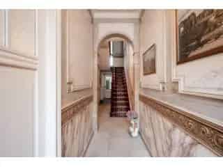 Herenhuis te koop Ieper Grote Markt Atelier 4 slaapkamers