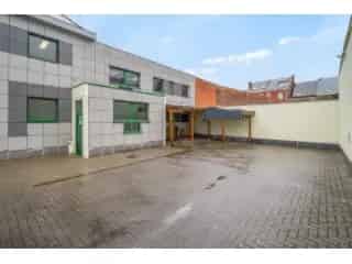 Kantoor te Koop Aalst 900m2 Business Center