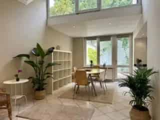 Gelijkvloers appartement te koop Brussel