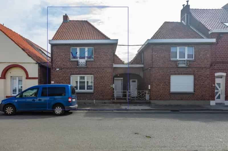 Te renoveren woning 2 slaapkamers 481m²