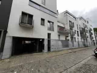 Parking te Koop Antwerpen Centrum - Ruime Ondergrondse Parking