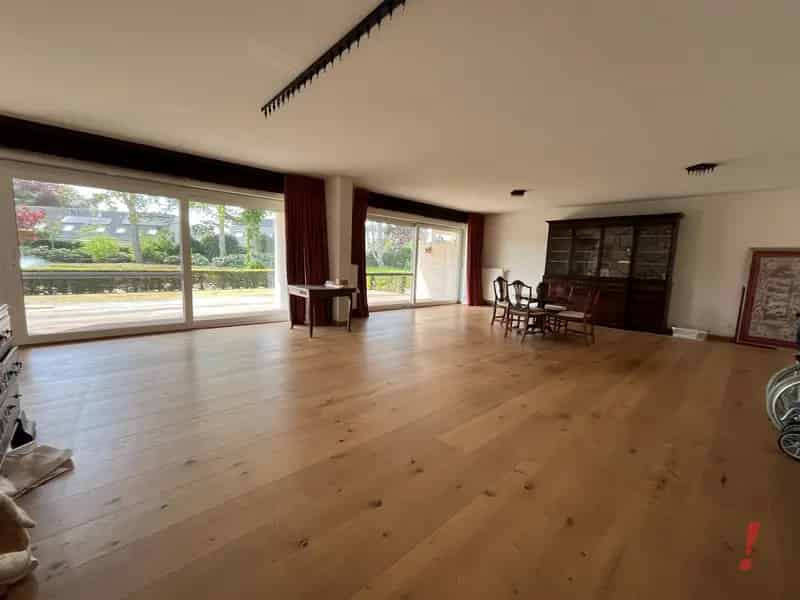 Gelijkvloers Appartement 4 slaapkamers Groene Omgeving