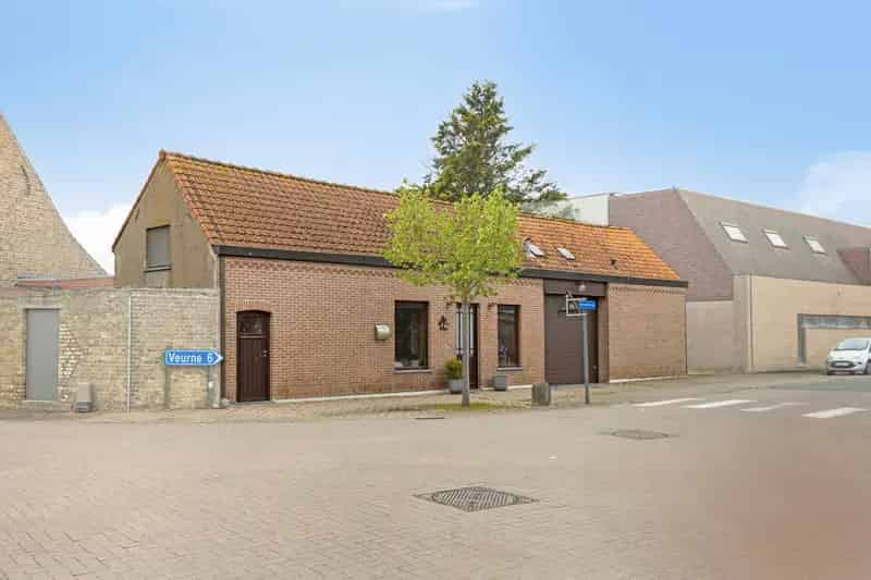 Te Koop: Charmante 2 Slaapkamer Woning Avekapelle