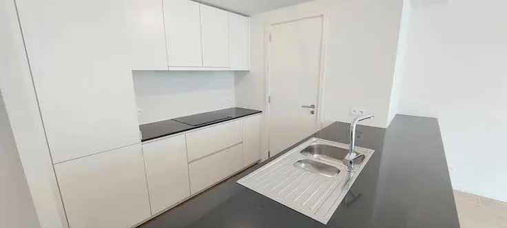 Appartement te huur Woluwe-Saint-Lambert 95m2 2 slaapkamers terras parking