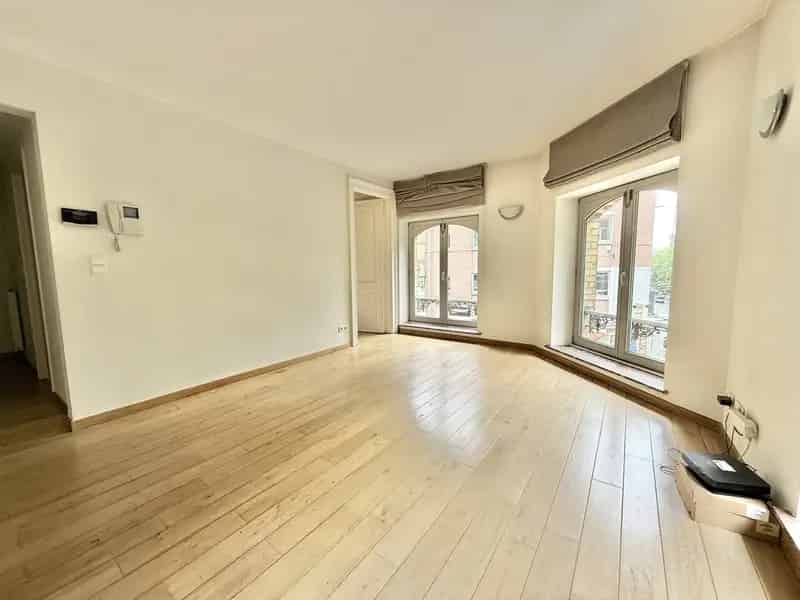 Appartement te Ukkel 1 slaapkamer nabij Ter Kamerenbos
