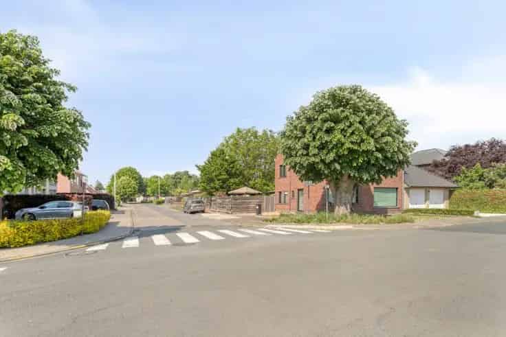 Huis Te Koop 3 slaapkamers Rustige Buurt Gerenoveerd