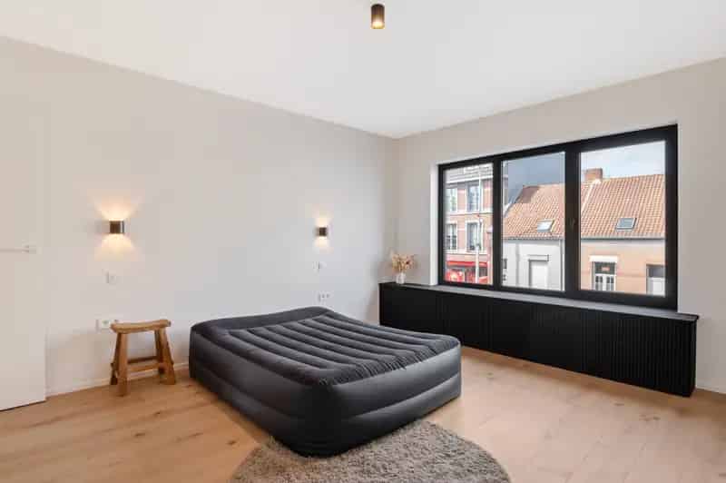 Appartement te huur Schilde: gerenoveerd 3 slaapkamers, ruim terras