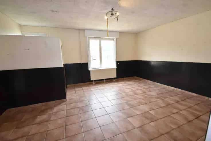 Huis Te Koop 5 Slaapkamers Tuin Garage