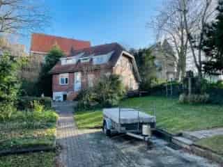 Villa te renoveren 819m² grond Dumontwijk