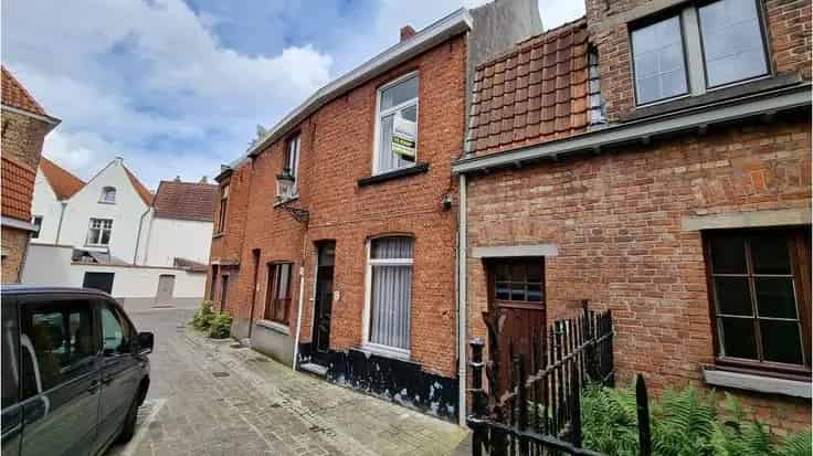 Te renoveren woning Brugge - 2 slaapkamers - Stadsterras