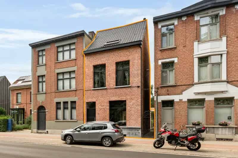 Charmante Instapklare HOB 4 slaapkamers en tuin