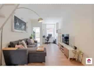 Huis te koop Lembeek - Instapklare Rijwoning nabij Station