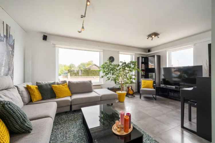 Huis te koop Oostende Dahlialaan - Instapklaar - 5 slaapkamers - EPC B