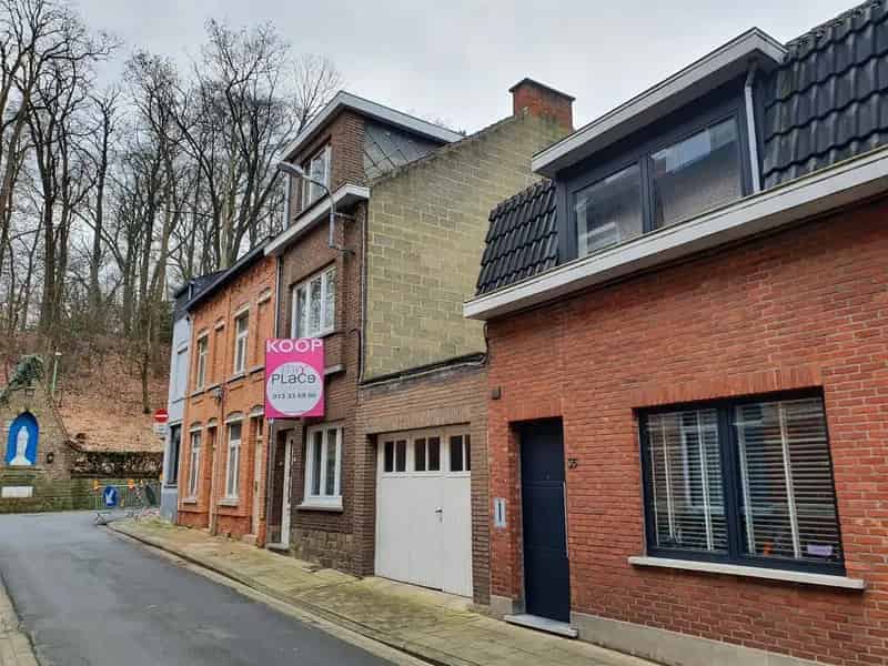 Te renoveren stadswoning met garage Diest