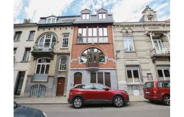 Huur 1 slaapkamer appartement van 55 m² in Brussels