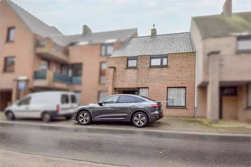 Rijwoning te Koop Koekelare 3 slaapkamers Garage