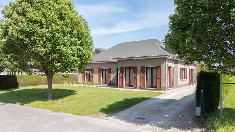 Huis te huur De Pinte: Ruime woning met uitbreidingsmogelijkheden