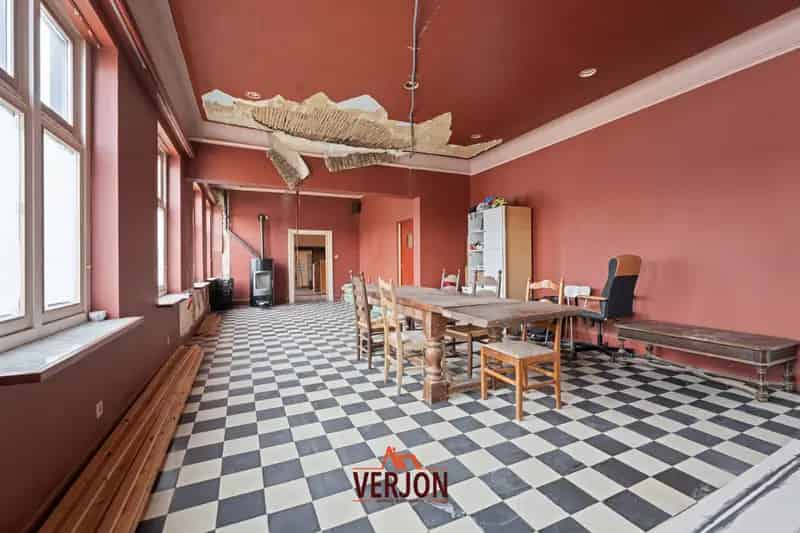 Huis te koop Ardooie: Uniek restaurant met privéwoning