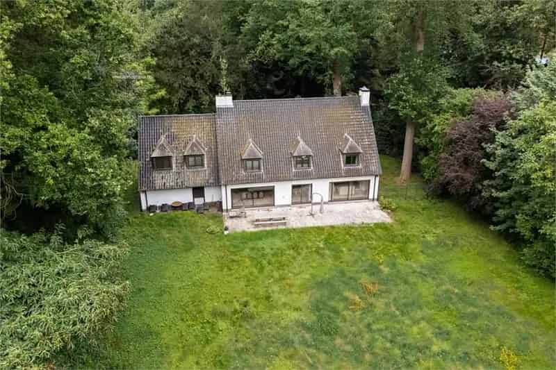 Villa te koop Jabbeke 5 slaapkamers te renoveren