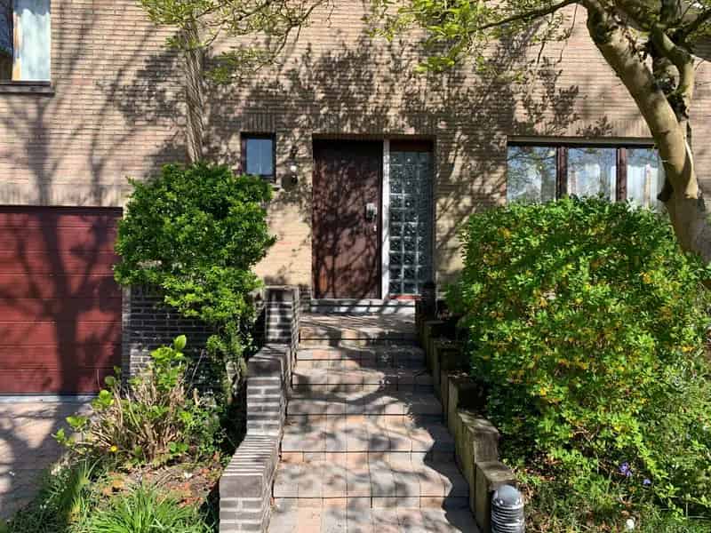 Ruime Villa te Koop Zoersel 4 slaapkamers Grote Tuin