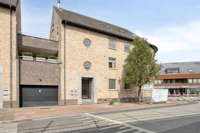 Appartement te koop 5 slaapkamers 2 badkamers terras