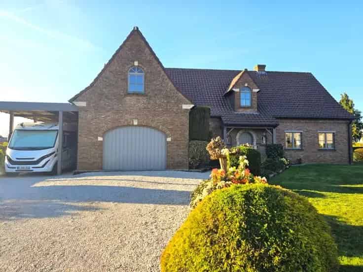 Villa te koop Vlaamse Ardennen zwembad 3 slaapkamers
