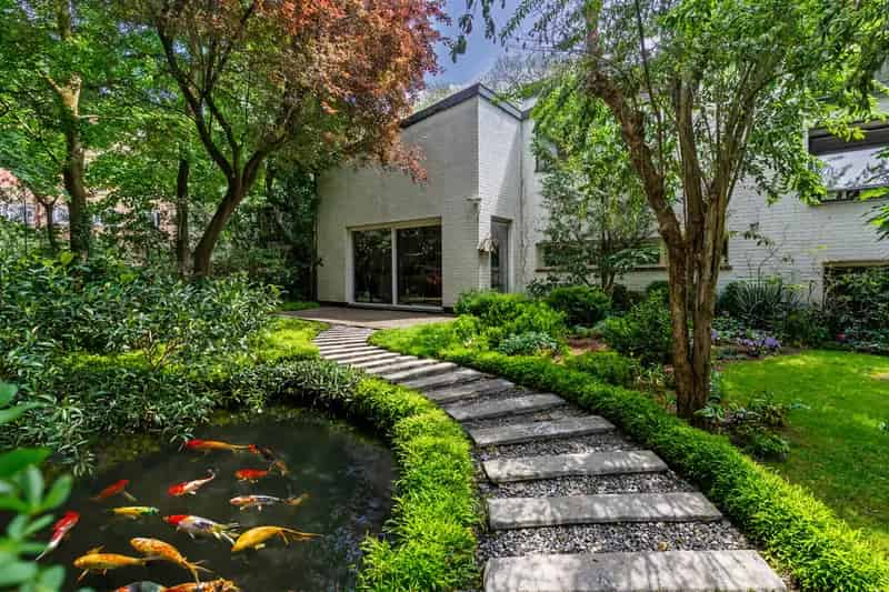 Huis te huur Sint-Denijs-Westrem: 5 slaapkamers, tuin, architecturale woning