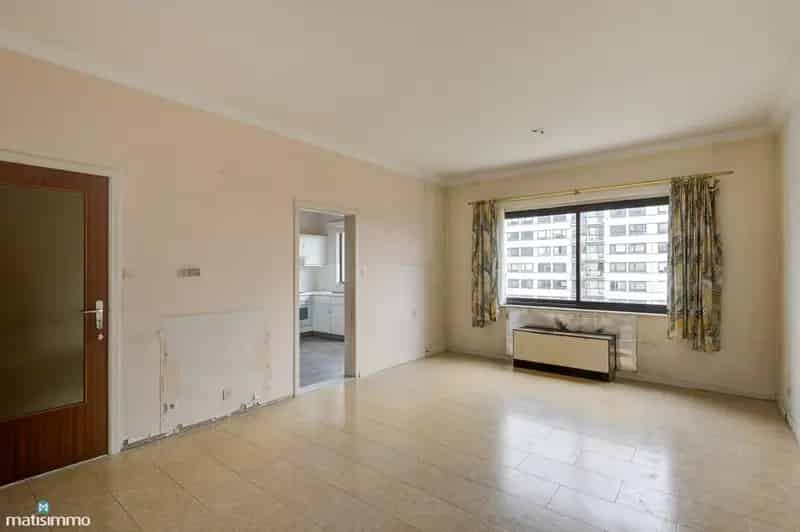 Appartement te huur Genk: 2 slaapkamers, garage, 2 terrassen